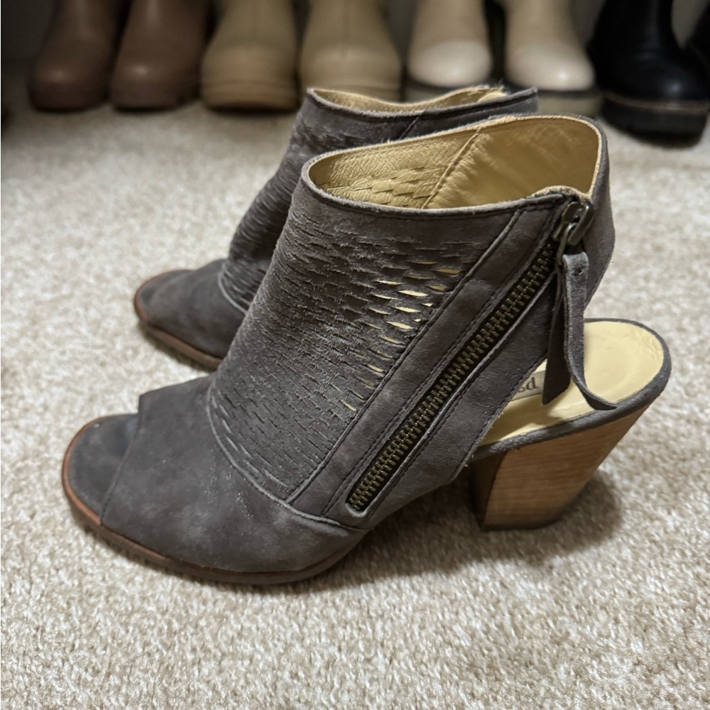 Paul green brown peep toe sandal